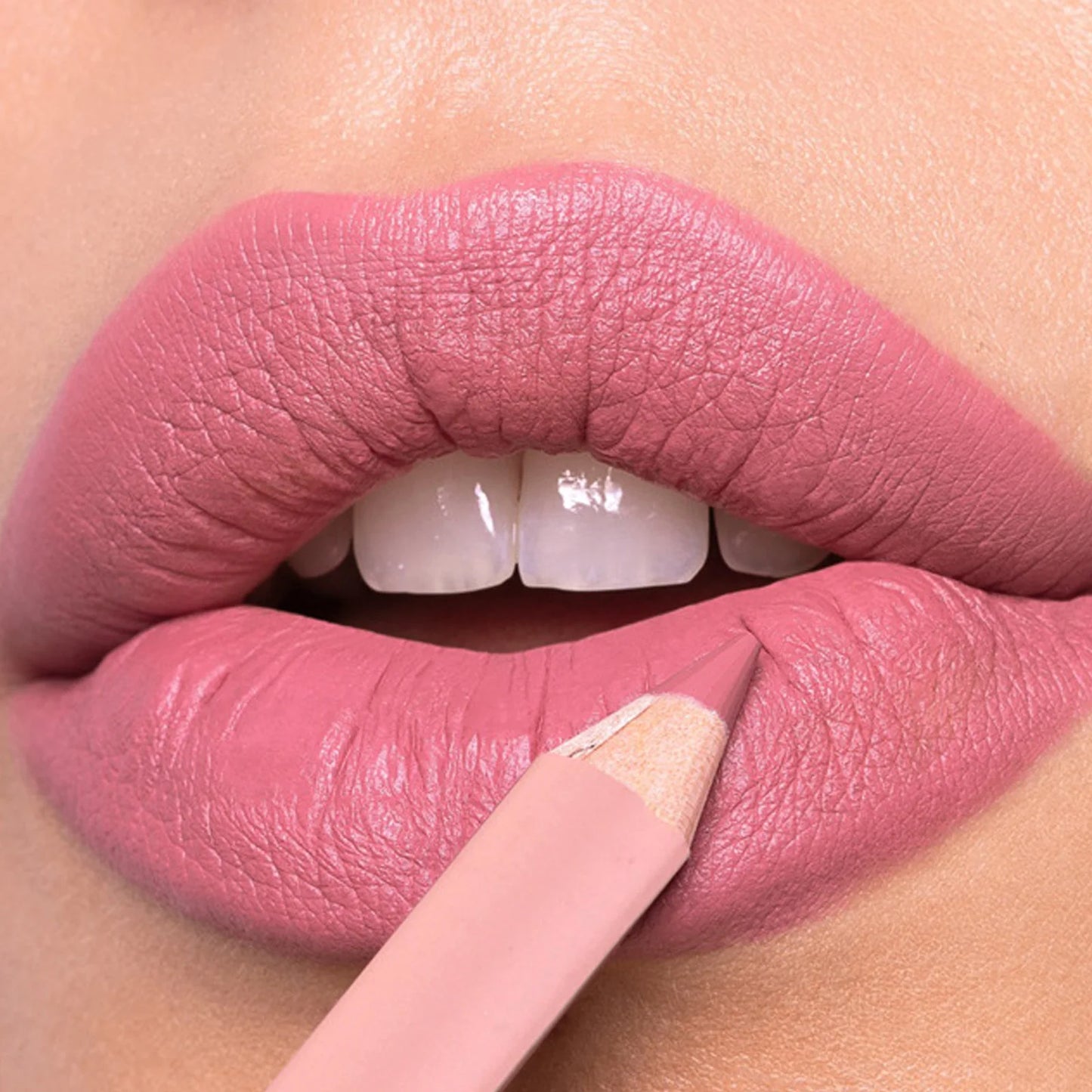 Matte lip liner pencil