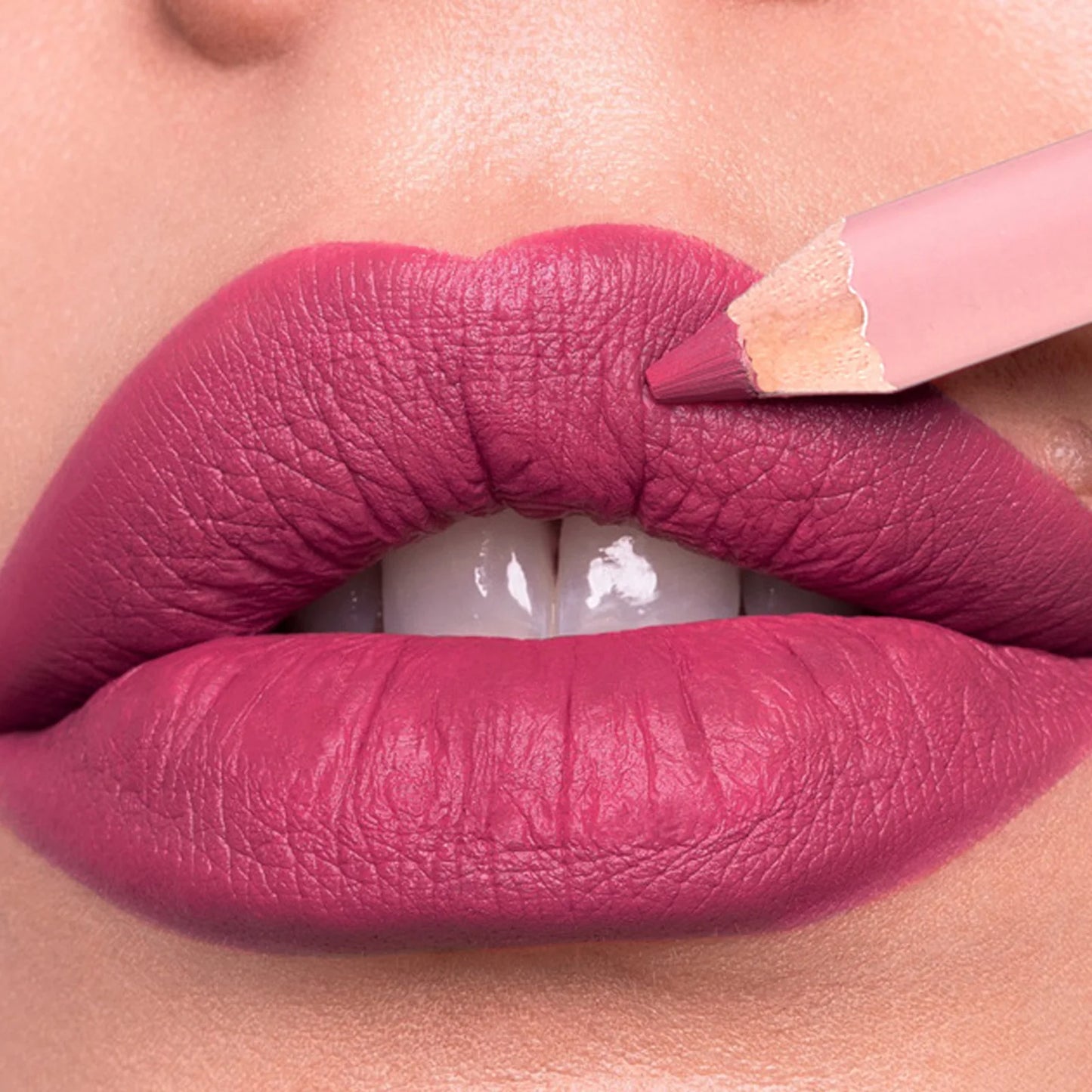 Matte lip liner pencil