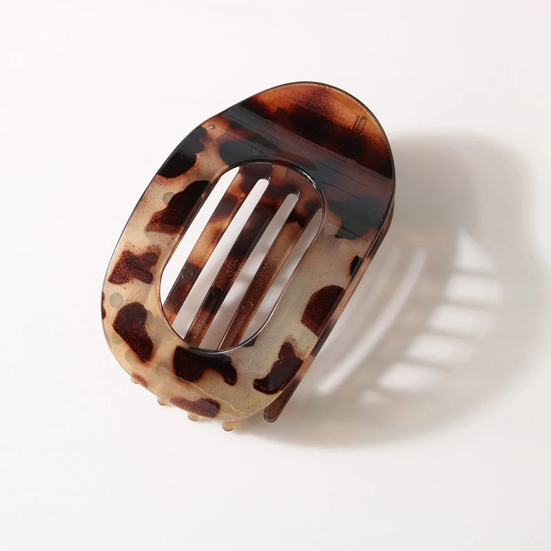 Floral Hair Clip – Stylish Claw Clip with Strong Grip