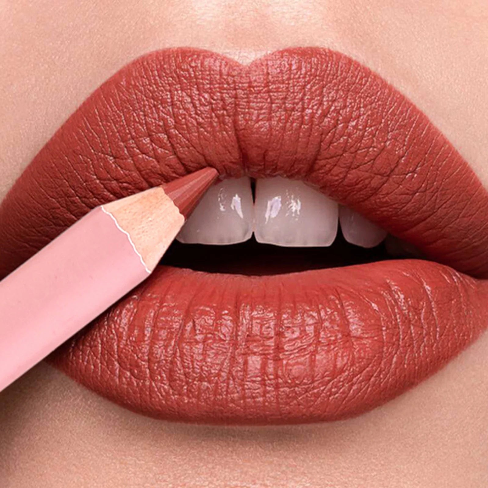 Matte lip liner pencil