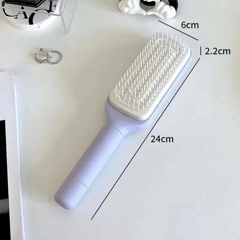 Retractable hairbrush
