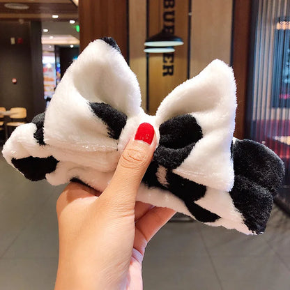 🎀 Soft Coral Fleece Bow Headband – Animal Ears & Turban Style 🎀