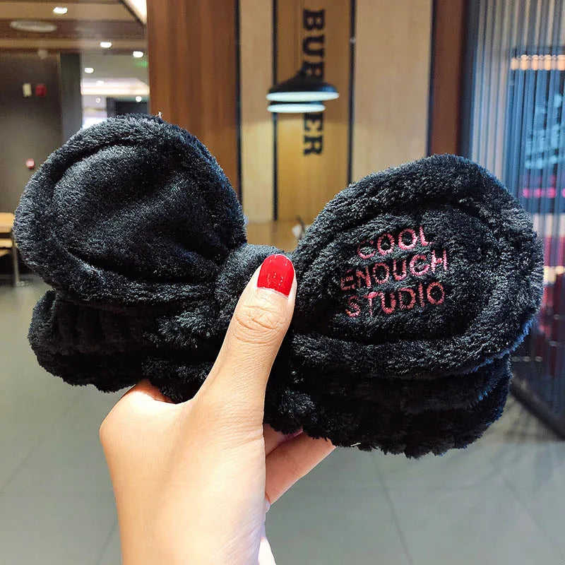 🎀 Soft Coral Fleece Bow Headband – Animal Ears & Turban Style 🎀